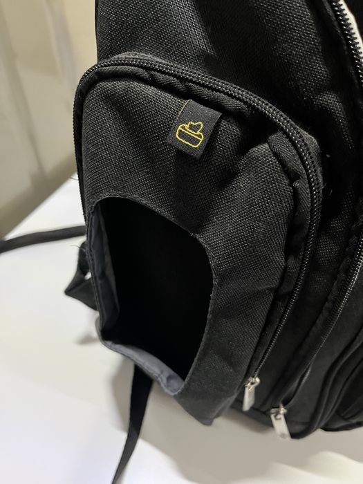 Mochila para utensilios de bébé.