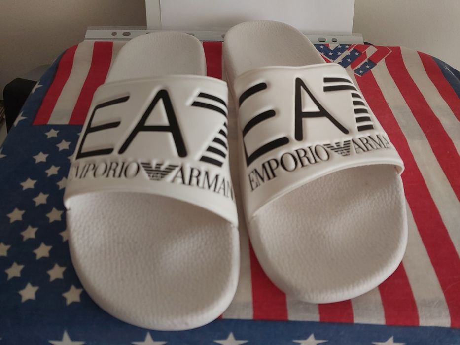 Chinelos Emporio Armani