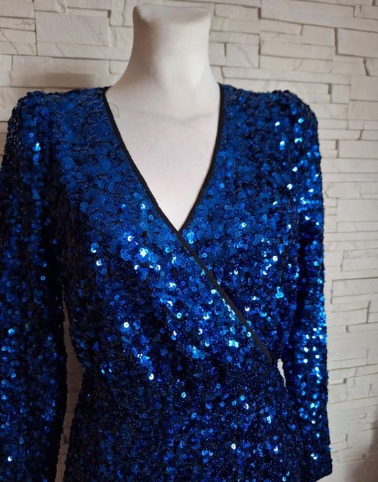 Sukienka cekinowa, niebieska