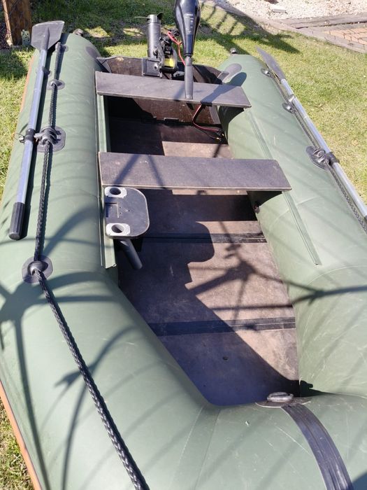 Ponton wędkarski Kolibri 330 silnik + Echosonda