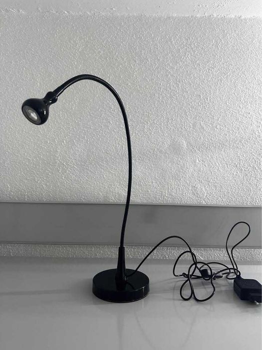 Candeeiro Secretária LED Flexível Preto | Braço Articulado