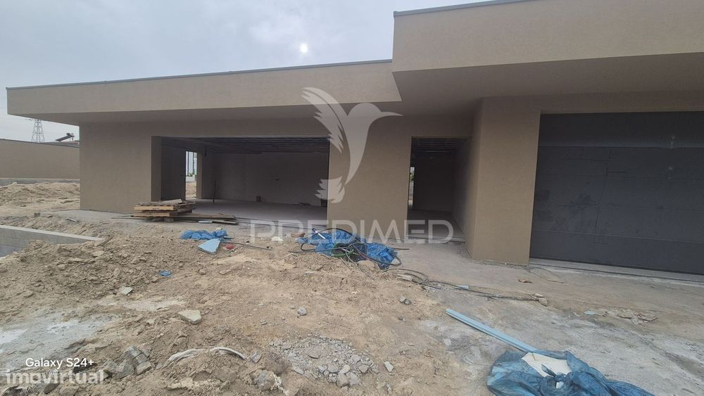 Moradia Térrea T4 em Estrutura – Soutelo, Vila Verde