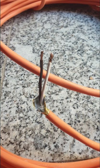 Centro de incêndios completo com 2 zonas. Vai com Botão e serina.