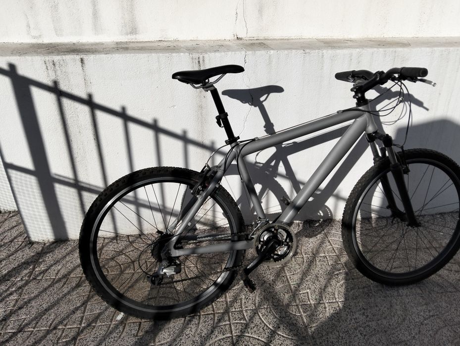 Bicicleta BTT tamanho médio