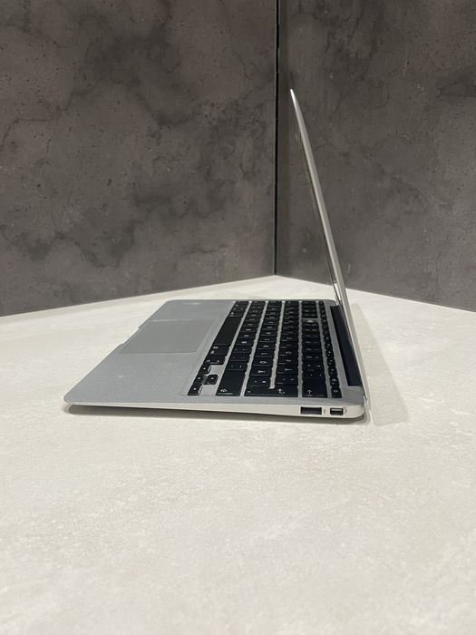 Ноутбук MacBook A1370 11.6" 4GB RAM/128GB SSD! N3310