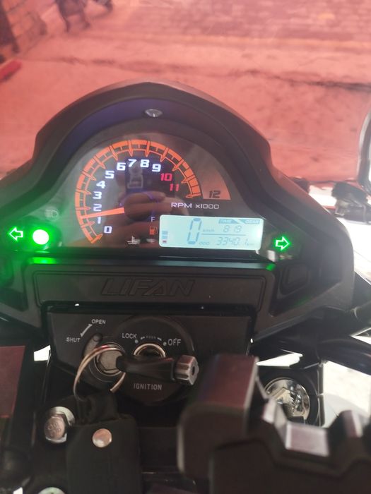 Продам ліфан кп 200