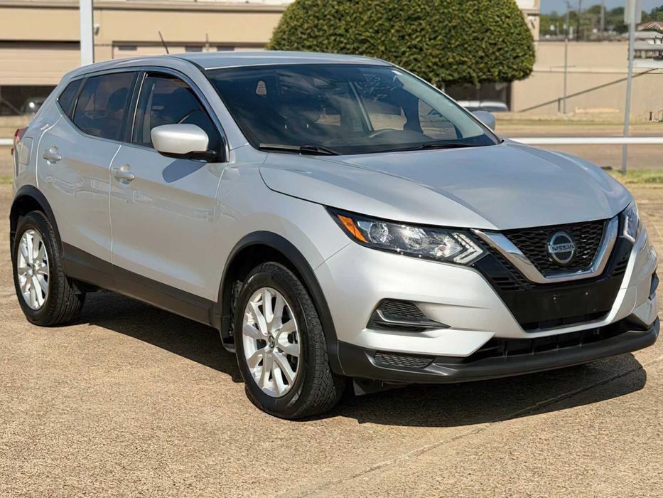Nissan Rogue Sport SL      2022