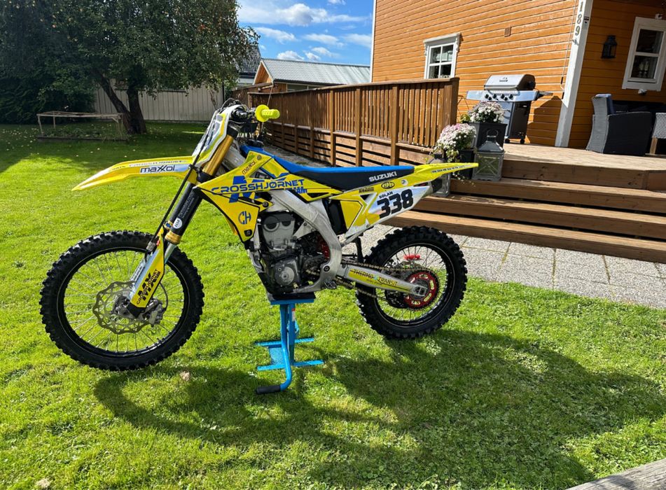 Suzuki RMZ 450 ze Skandynawii