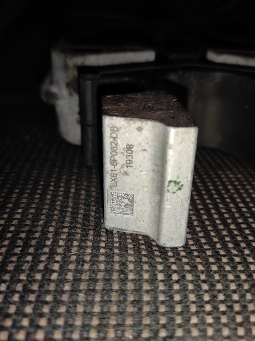 Подушка двигуна акпп задня нижня Ford Escape Kuga MK4 MK3