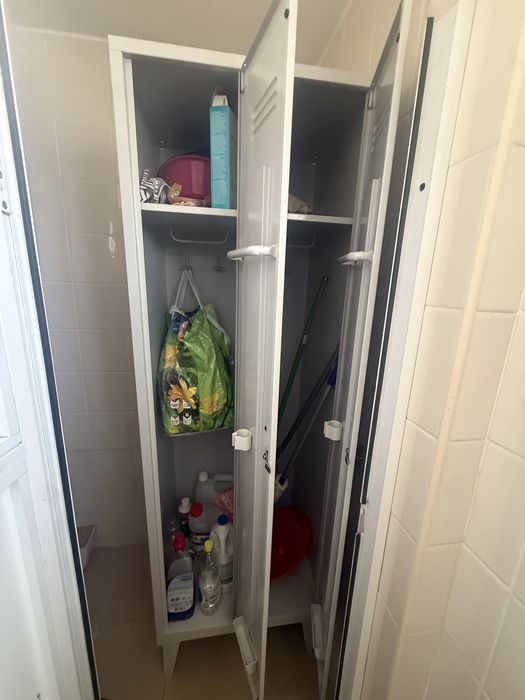 Cacifo / Vestiario em metal