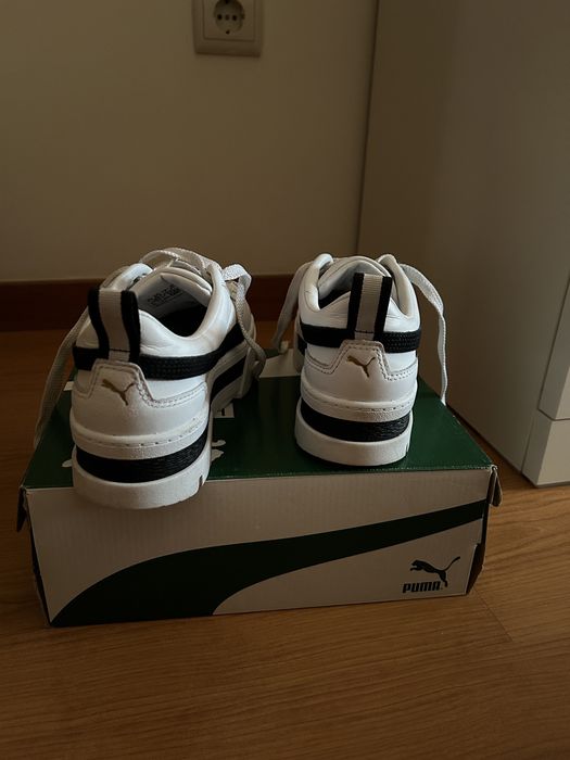 Sapatilhas Puma Tam.37,5