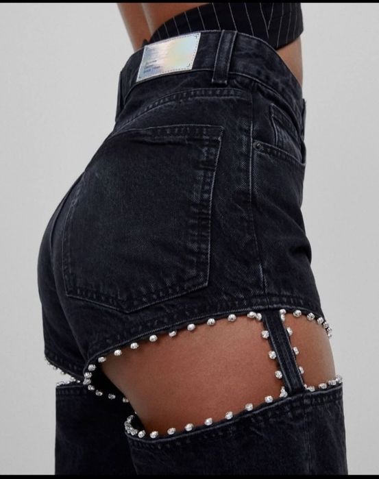 Джинсы Bershka MOM