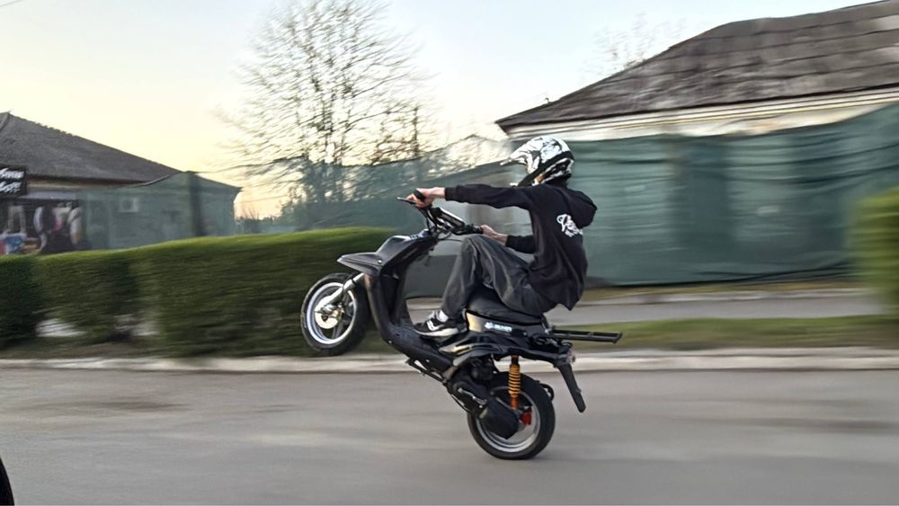 Скутер мопед Yamaha bws стант