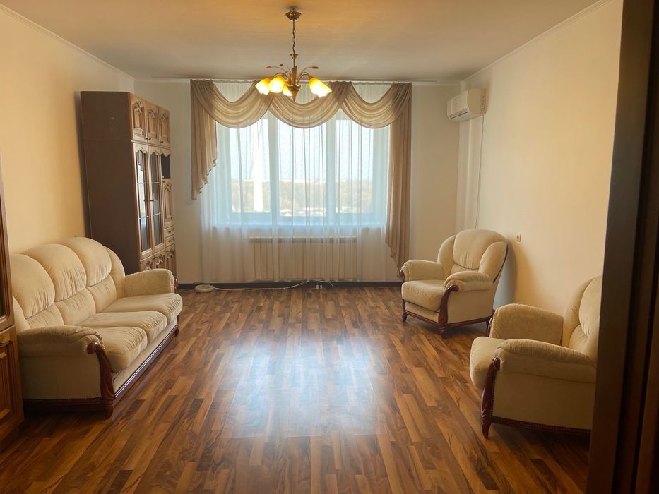 Продам 3 Бровари Аркадія Голуба, державні програми
