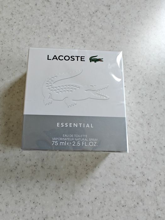 Woda toaletowa Lacoste essential
