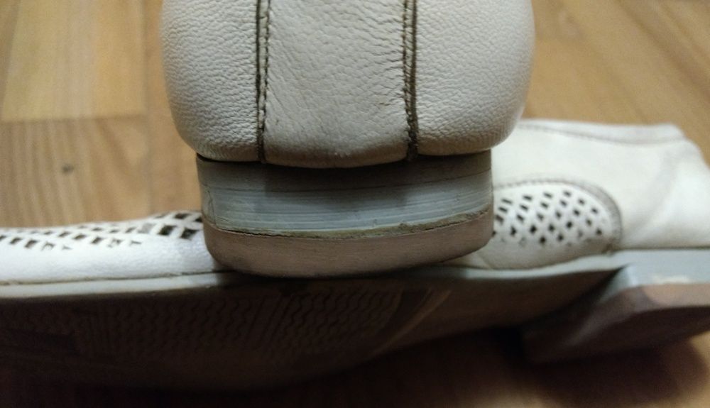 Стильные летние туфли