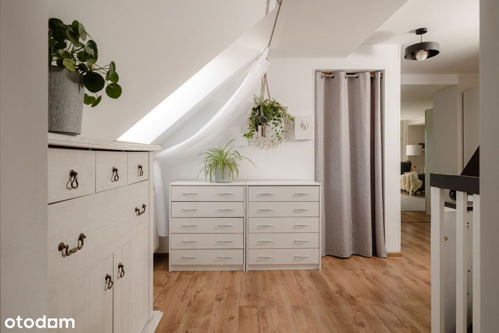 Dom Z Potencjałem I 259 M² Zabudowań Gospodarczych