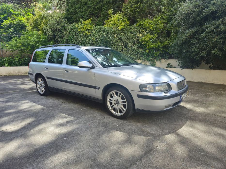 Volvo V70 2.4 D5