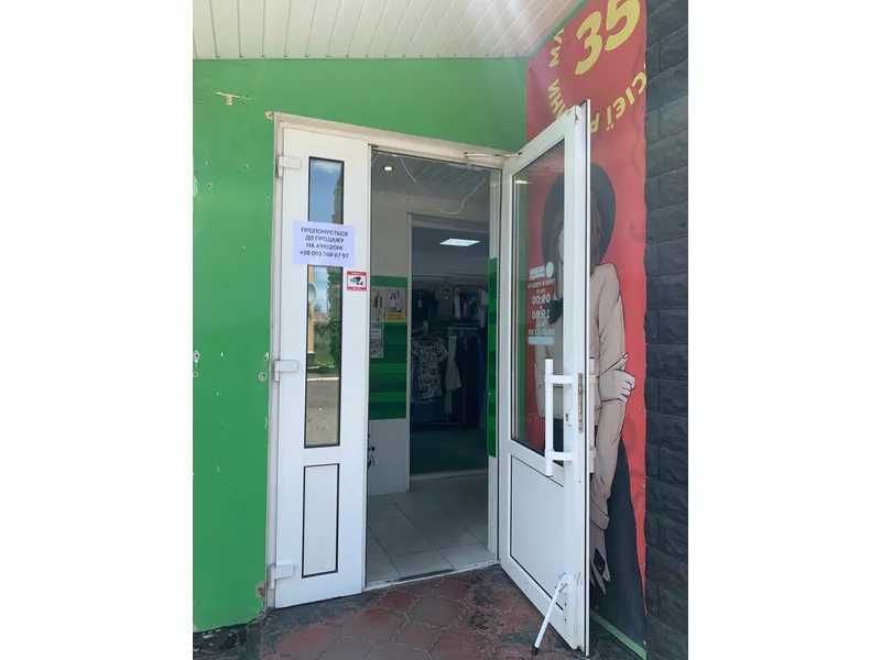 ПРОДАЖ - Нежитлове приміщення, площею 76,5 кв.м. смт. Демидівка
