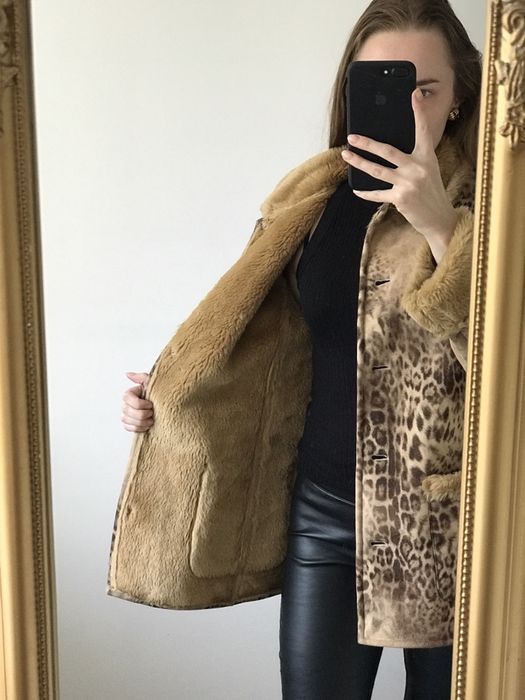 Женская штучная дубленка  леопард Gerry  Weber