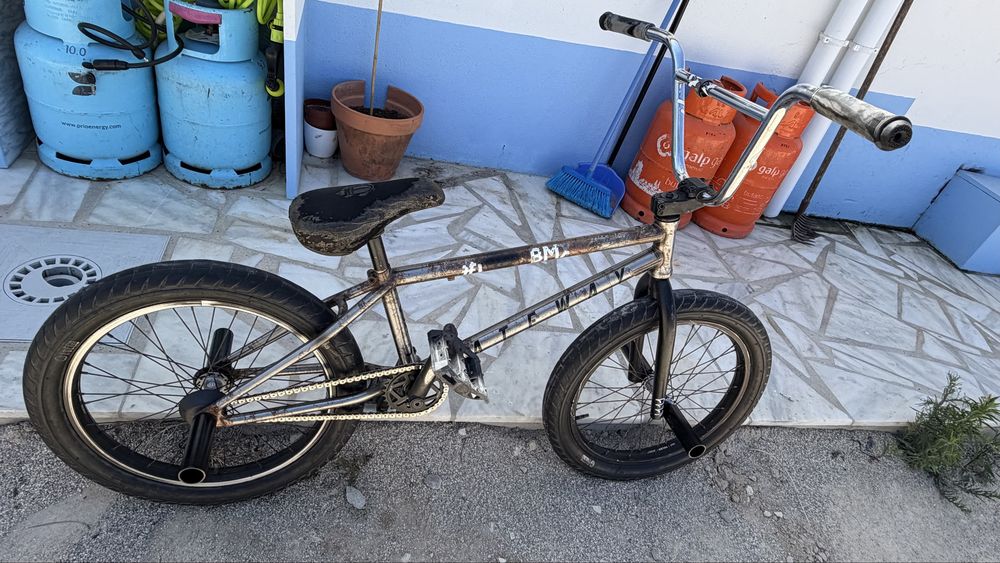 Bmx Cult  aro 20