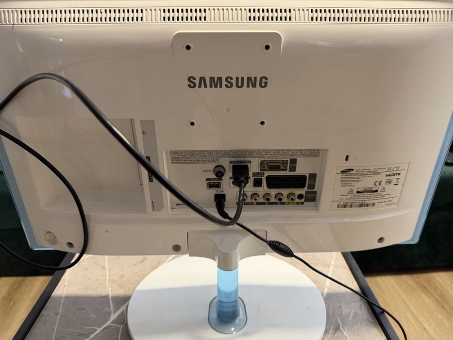 Telewizor samsung z dekoderem dvbt2