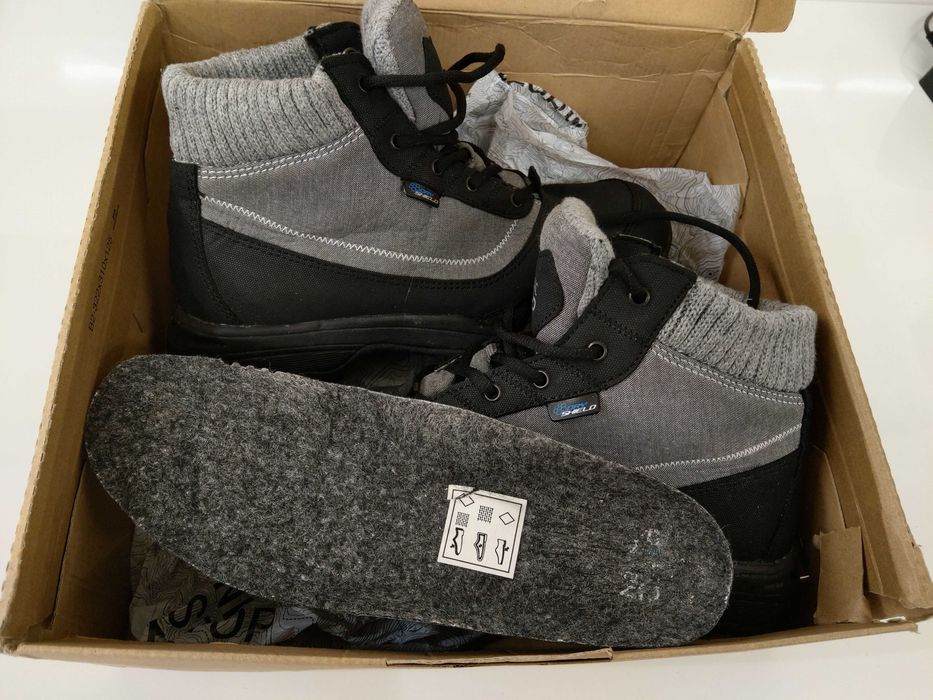 NORDIC GRIP DRY SHIELD buty z kolcami 40