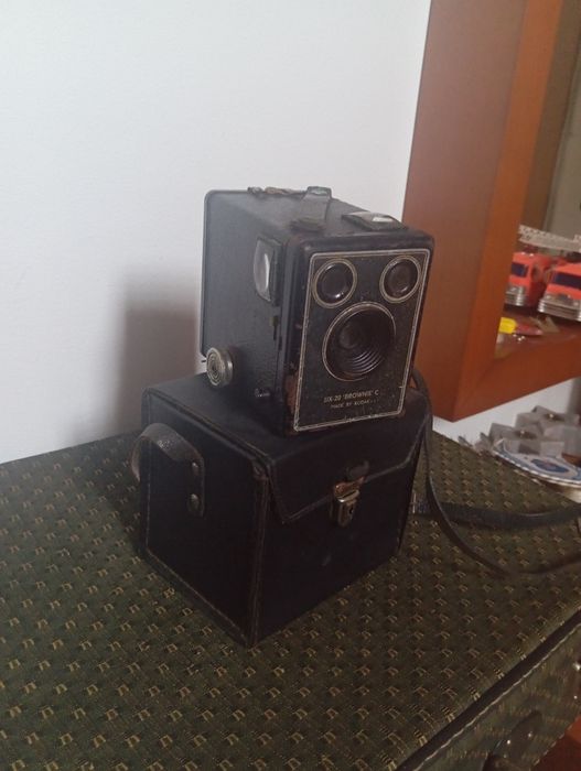 Máquina fotográfica Kodak antiga