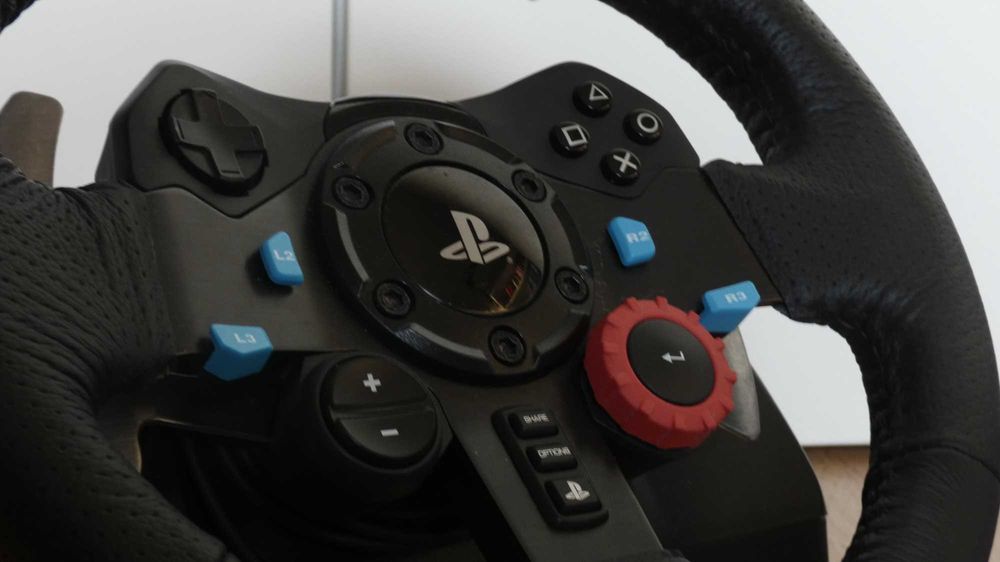 Logitech G29 + Pedais