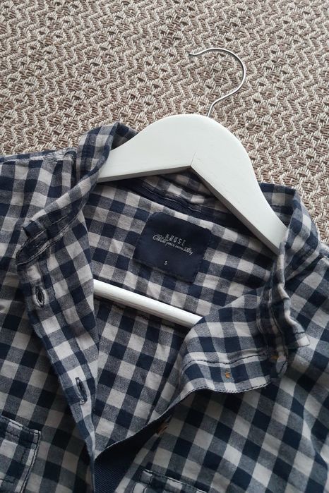 Granatowa koszula w kratkę House S/36