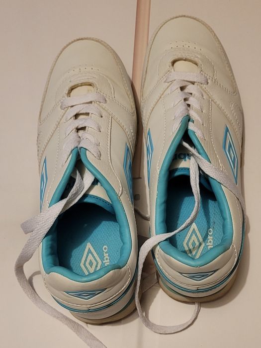 Obuwie sportowe damskie