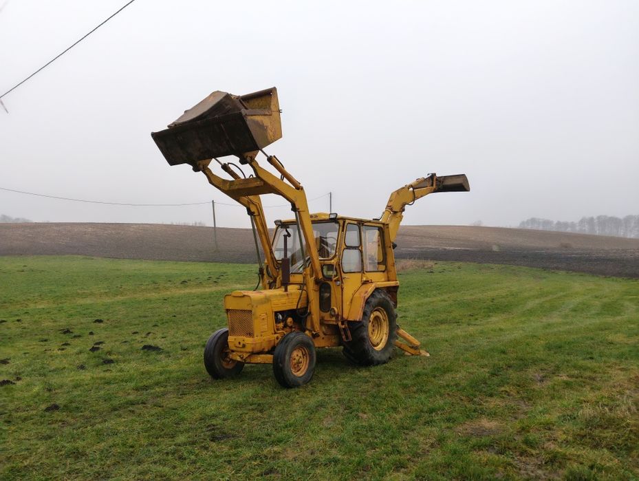 Koparko - ładowarka FORD 4500 / 3 cyl. Perkins