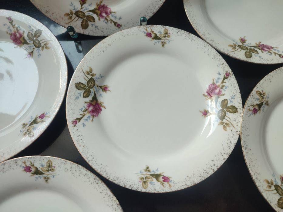Śliczny zestaw sześciu talerzy deserowych porcelana Viva Italia