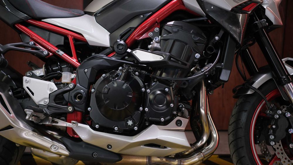 Kawasaki Z900 із Японії