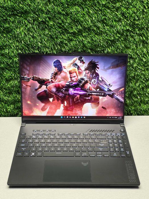 Asus TUF A16 / RX 7600S - 8GB / Ryzen 7 - 7735HS/RAM 16GB/SSD - 512GB