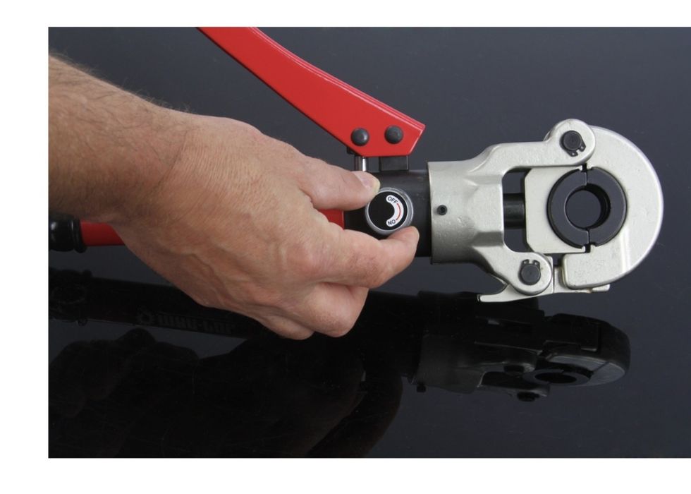 Zaciskarka hydrauliczna 12T do rur U, TH, V