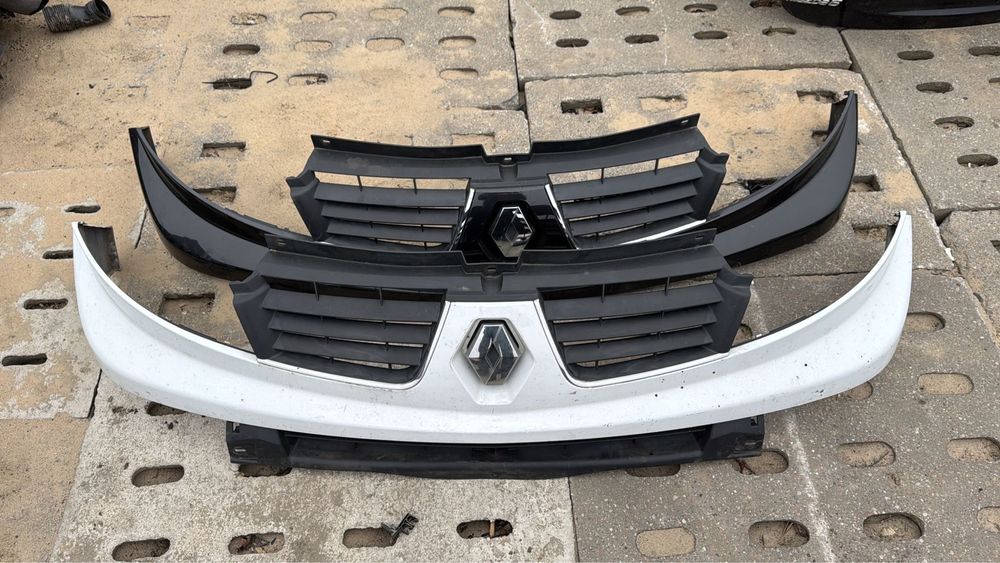 Renault Trafic gril atrapa montaz