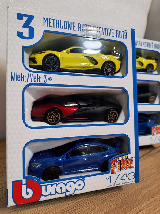 NOWY zestaw 3 autek Bburago 1:43, Kolekcja Burago, samochody, prezent
