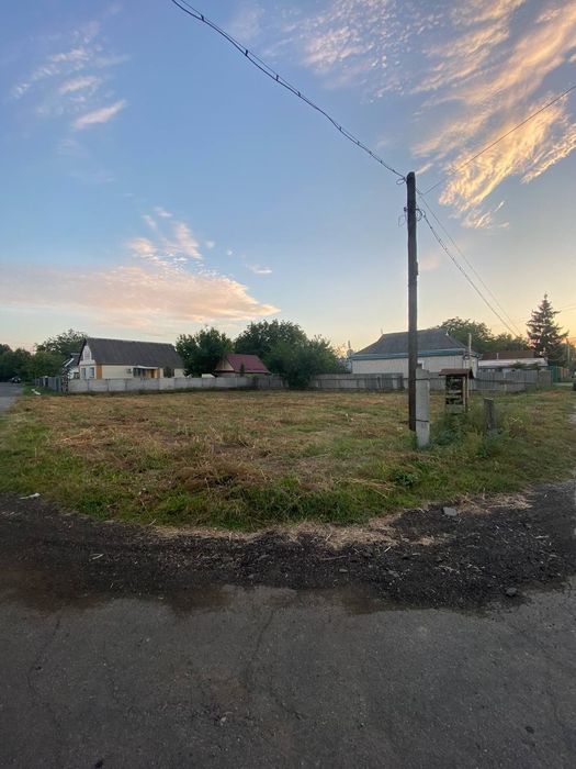 Продаж, Обмін земельної ділянки, під комерцію або будинок