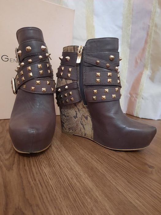 Ботильйони bcbgeneration