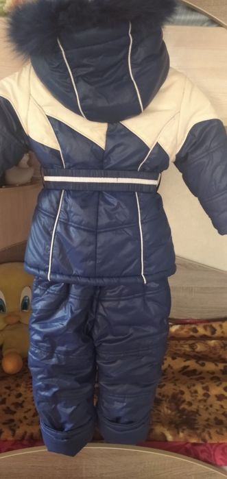 Продам зимние комбинезоны