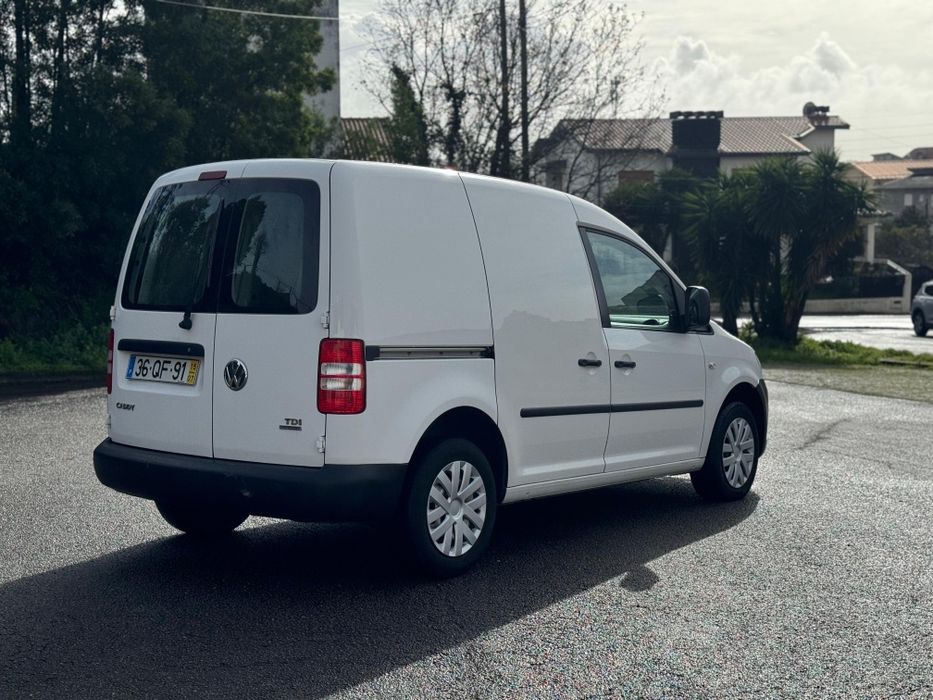 Vw Caddy 2015 c/IVA Ded