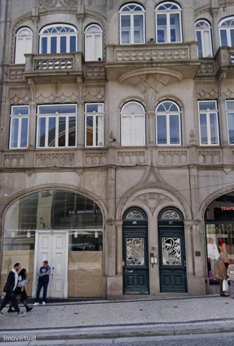 Estúdio - localizado em Santo Ildefonso Porto