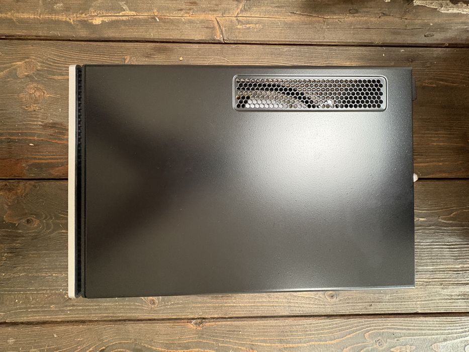 Obudowa komputerowa Antec ISK 310-150 z zasilaczem