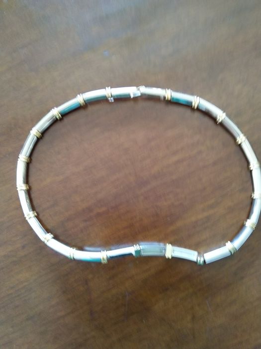 Vendo 5 gargantilhas novas