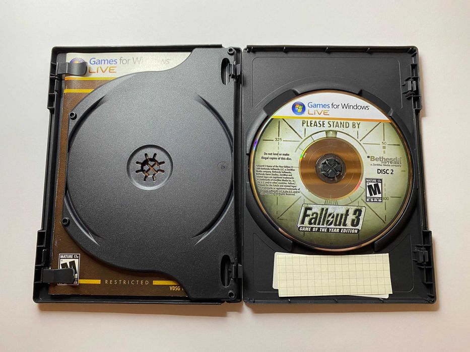 Американські видання Fallout 3 / Fallout New Vegas / Fallout 3 Game of The Year Edition — диски Xbox 360 та PC з мануалами