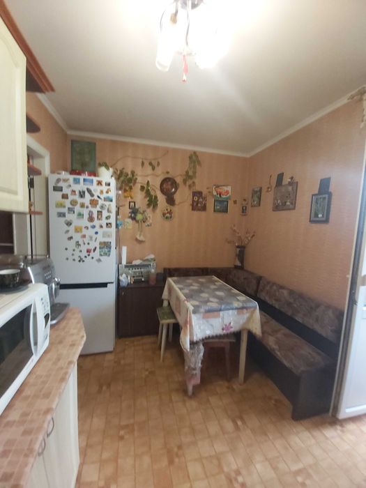Продаж 3-х кімн. квартири Левка Лукьяненка 18,  біля М Минська
