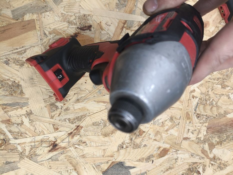 Milwaukee 2657 дві швидкості, гайковерт