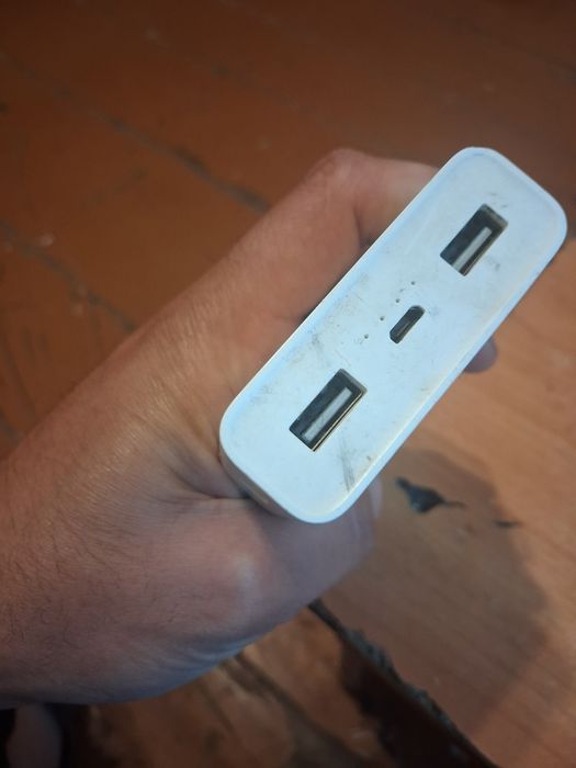 Xiaomi MI Power Bank  20000mAh 18W белый