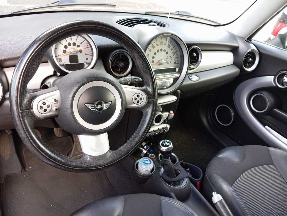 Mini Clubman em boa conservação